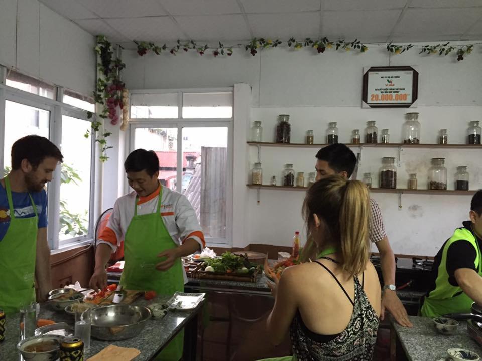 Vietnam Apple Homestay ハノイ市 エクステリア 写真